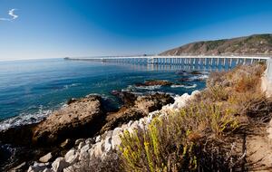 Cobbo's Beach House | With hot tubs, views, and just steps to the beach! - Avila Beach, California
