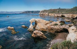 Cobbo's Beach House | With hot tubs, views, and just steps to the beach! - Avila Beach, California
