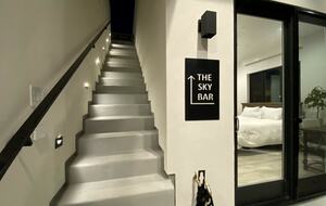 Cobbo's Beach House | With hot tubs, views, and just steps to the beach! - Avila Beach, California