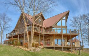 Luxury Cabin with Hot Tub | Theater | Game Room - Sevierville, Tennessee