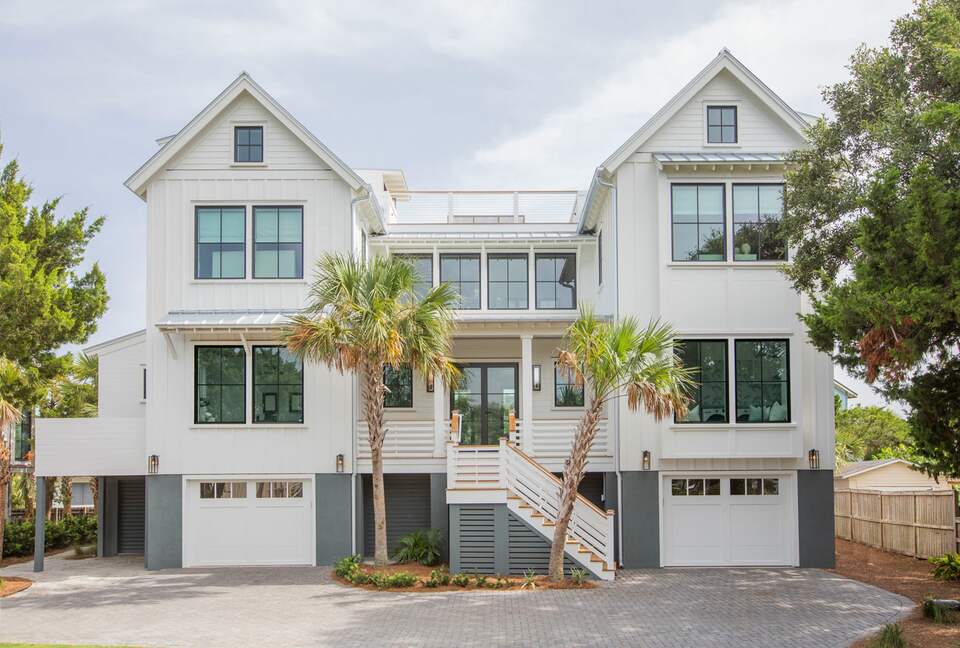 Isle of Palms Chic and Modern Getaway - Isle of Palms, South Carolina
