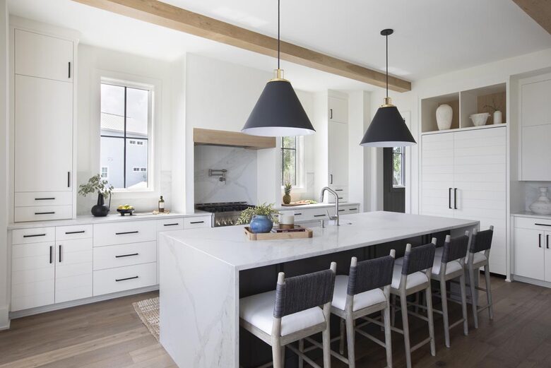 Isle of Palms Chic and Modern Getaway - Isle of Palms, South Carolina