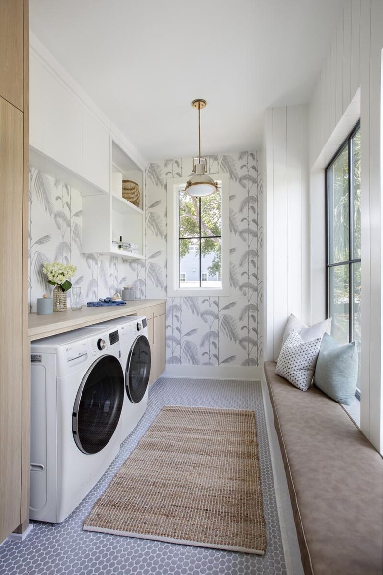 Isle of Palms Chic and Modern Getaway - Isle of Palms, South Carolina