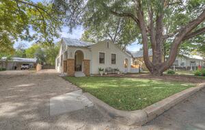 Texas Hill Country Cottage in Fredericksburg Wine Region - Fredericksburg, Texas