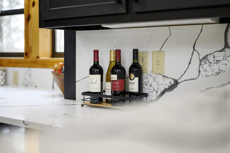 Paradise Ridge Stunning Cabin with Hot Tub - Broken Bow, Oklahoma