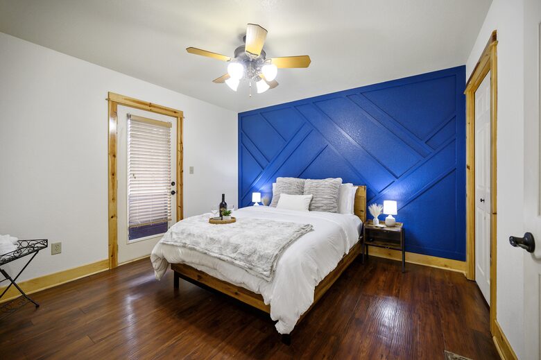 Paradise Ridge Stunning Cabin with Hot Tub - Broken Bow, Oklahoma