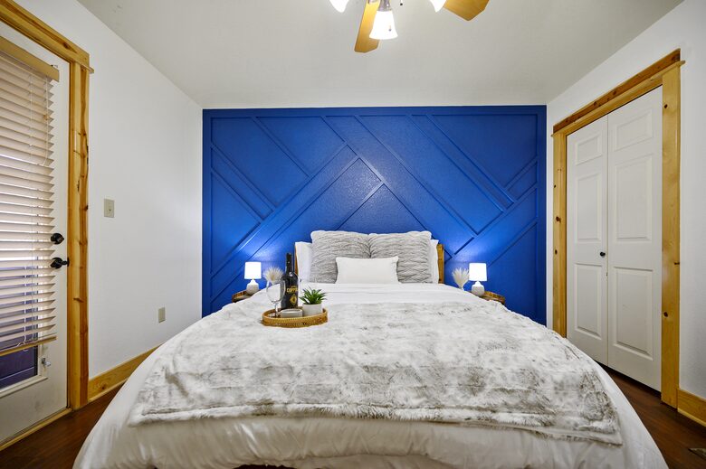 Paradise Ridge Stunning Cabin with Hot Tub - Broken Bow, Oklahoma