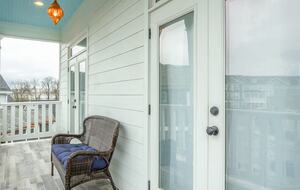 Tennessee Charmer - Chattanooga, Tennessee