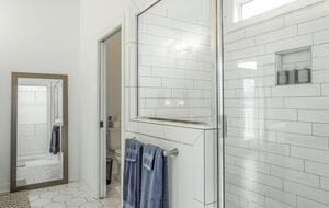 Tennessee Charmer - Chattanooga, Tennessee