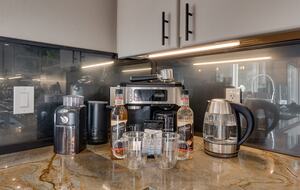 Luxury Modern Home Minutes from the Lake and Ski Slopes - Incline Village, Lake Tahoe. - Incline Village, Nevada