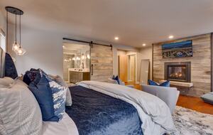 Luxury Modern Home Minutes from the Lake and Ski Slopes - Incline Village, Lake Tahoe. - Incline Village, Nevada
