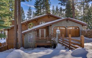 Luxury Modern Home Minutes from the Lake and Ski Slopes - Incline Village, Lake Tahoe. - Incline Village, Nevada