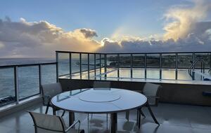 Luxury Seafront Penthouse with Private Pool & Breathtaking Panoramic Sea Views - Sliema, Malta