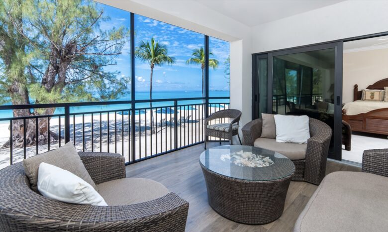 Beautiful Beachfront at Casa Caribe - Grand Cayman - George Town, Cayman Islands