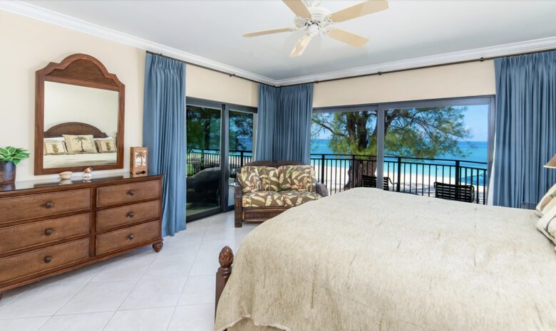 Beautiful Beachfront at Casa Caribe - Grand Cayman - George Town, Cayman Islands