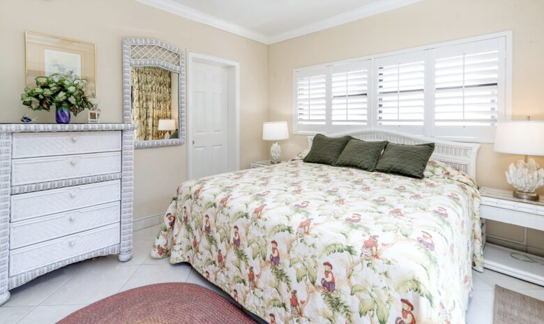 Beautiful Beachfront at Casa Caribe - Grand Cayman - George Town, Cayman Islands