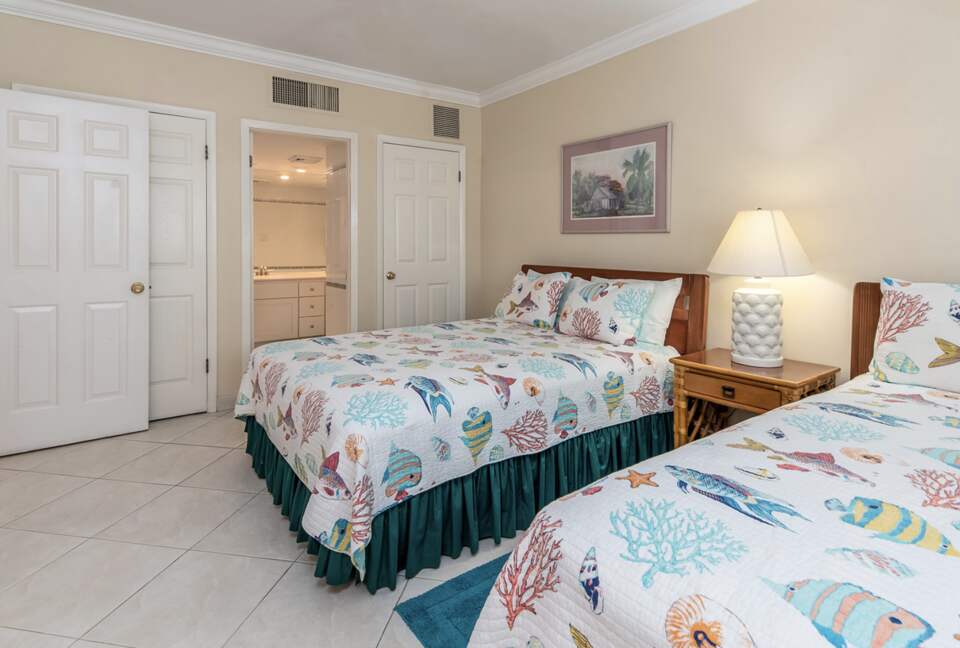 Beautiful Beachfront at Casa Caribe - Grand Cayman - George Town, Cayman Islands