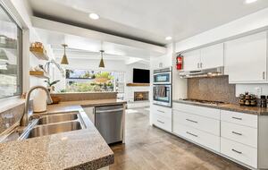 Mid Century Dream - Palm Springs, California