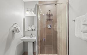 Tranquil Escape with Views of Mount Royal - Frisco, Colorado