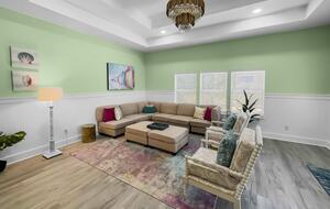 Bonaire Cay Beach Getaway |Charming House and Carriage House + 2 Golf Carts! - Destin, Florida