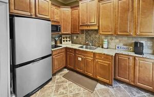 Bonaire Cay Beach Getaway |Charming House and Carriage House + 2 Golf Carts! - Destin, Florida