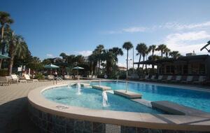 Bonaire Cay Beach Getaway |Charming House and Carriage House + 2 Golf Carts! - Destin, Florida