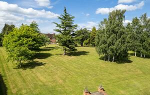 The Lake House - Malvern, United Kingdom