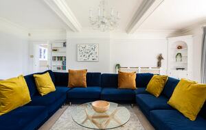 The Lake House - Malvern, United Kingdom