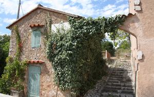 Beautiful French Farmhouse in Provence - Aups, France
