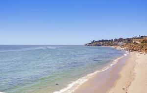 Malibu Beachfront Luxe with Private Beach Access - Malibu, California