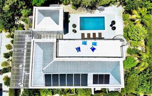 Villa Solis | Steps from Grace Bay Beach - Providenciales, Turks and Caicos Islands