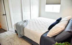 Waterside Retreat with Mountain Views - Thornton, Colorado