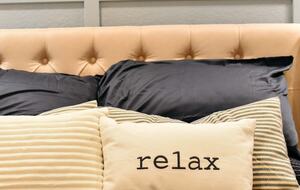 Waterside Retreat with Mountain Views - Thornton, Colorado