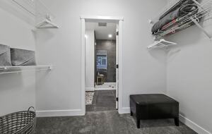 Mid-Mod at Sun Peaks Ski Resort - Sun Peaks, Canada