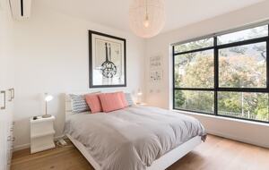 Luxury Retreat set in wooded glen beside the ocean - Cape Town, South Africa