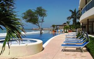 Beachfront Retreat with Infinity Pool & Hot Tub - Punta de Mita, Mexico