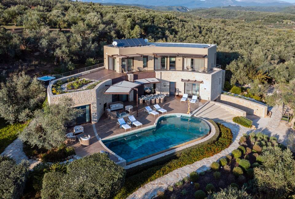 Greek Luxury Golf Villa - The Olive Retreat - Tragana Messinia, Greece
