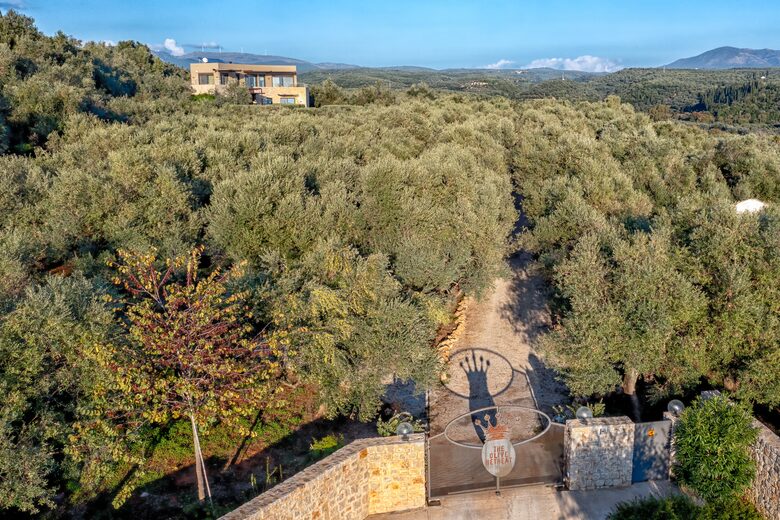 Greek Luxury Golf Villa - The Olive Retreat - Tragana Messinia, Greece