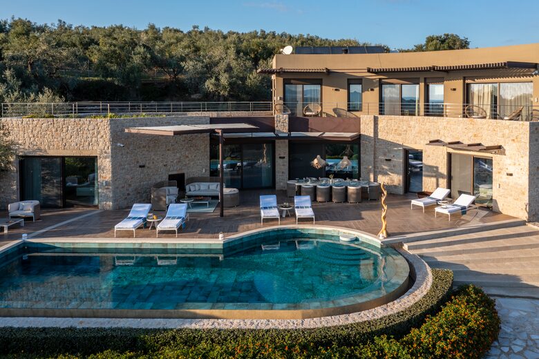 Greek Luxury Golf Villa - The Olive Retreat - Tragana Messinia, Greece