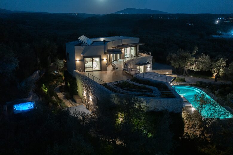 Greek Luxury Golf Villa - The Olive Retreat - Tragana Messinia, Greece