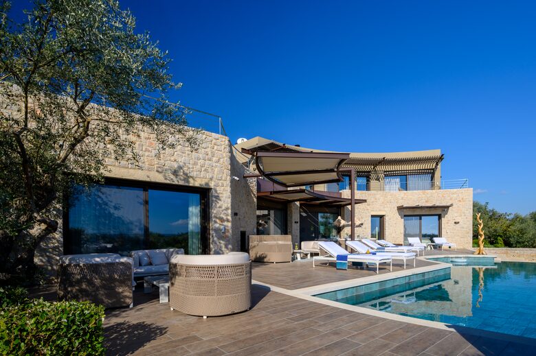 Greek Luxury Golf Villa - The Olive Retreat - Tragana Messinia, Greece