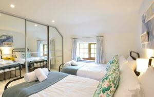 Skelder - Framlingham, United Kingdom