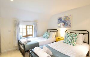 Skelder - Framlingham, United Kingdom