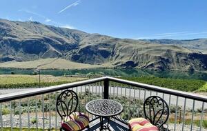 River View Retreat - Chelan, Washington