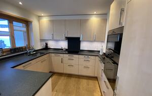 Luxury 3 BR Apartment in Traditional Alpine Ski Chalet - Klosters, Switzerland