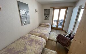 Luxury 3 BR Apartment in Traditional Alpine Ski Chalet - Klosters, Switzerland