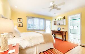 LA JOLLA 4-Bedroom Home, Private Tennis Court Pool and Jacuzzi - La Jolla, California