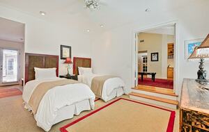 LA JOLLA 4-Bedroom Home, Private Tennis Court Pool and Jacuzzi - La Jolla, California