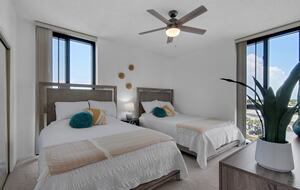 Penthouse With Ocean Views and Private Beach Access - Destin, Florida