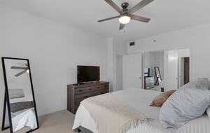 Penthouse With Ocean Views and Private Beach Access - Destin, Florida